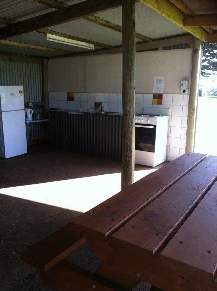 Gum Tree Caravan Park พอร์ตแฟรี ภายนอก รูปภาพ